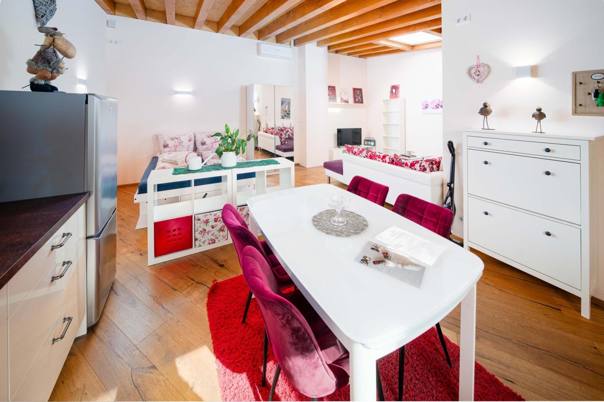 Apartment White Der Sportschule Badura ライプツィヒ エクステリア 写真